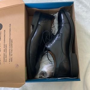 Nunn Bush comfort gel wide leather dress shoe